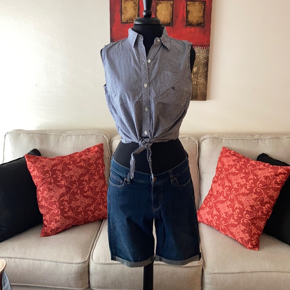 “ CYCLE” ANN TAYLOR LOFT SHORTS